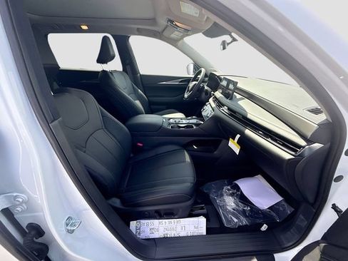 New 2027 INFINITI QX60 Luxe w/ Cargo Package FWD image 22