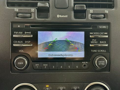 Used 2014 Nissan Leaf S w/ Charge Package FWD image 21