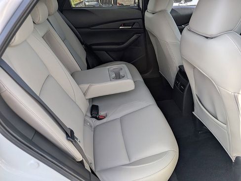 Certified 2025 MAZDA CX-30 AWD 2.5 S w/ Preferred Package image 21