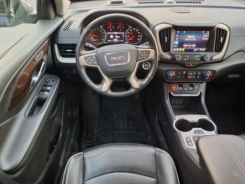 Used 2020 GMC Terrain Denali w/ Denali Premium Package image 4