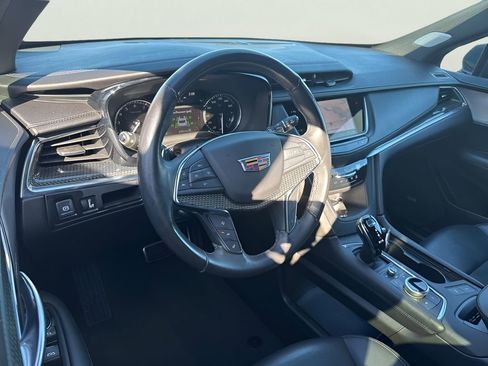 Used 2022 Cadillac XT5 Sportv image 21