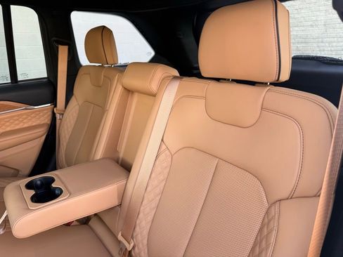 Used 2023 Jeep Grand Cherokee Summit image 29