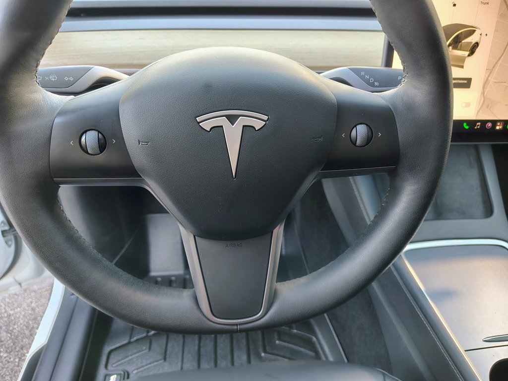 Used 2022 Tesla Model Y Performance AWD/4WD image 24