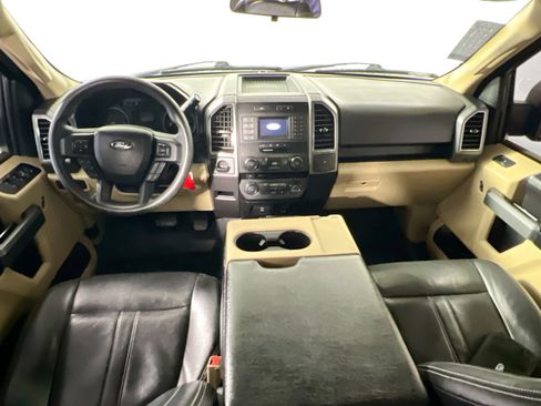 Used 2018 Ford F150 XLT image 28