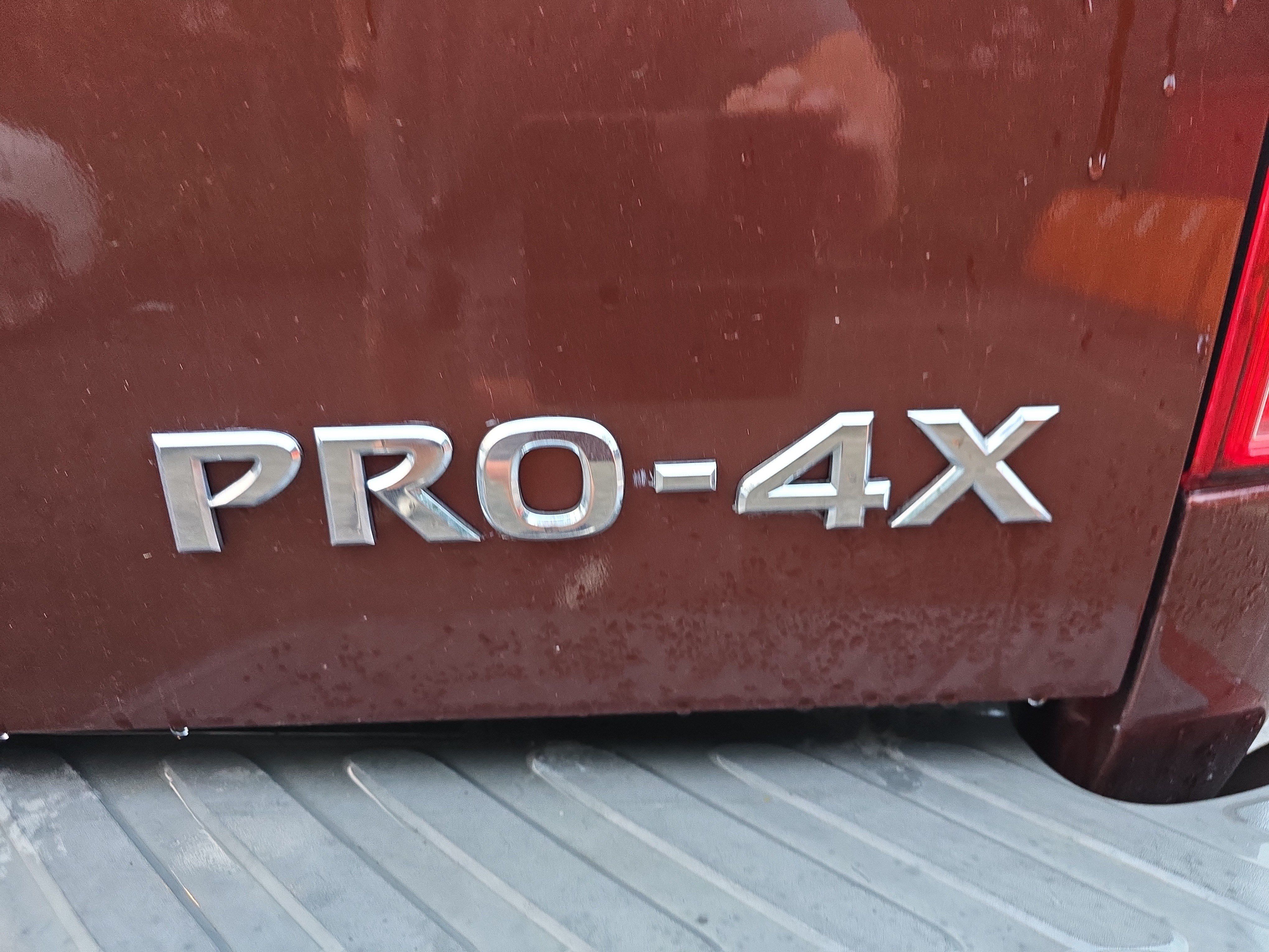 Used 2016 Nissan Frontier PRO-4X w/ Pro-4x Luxury Package AWD/4WD image 5