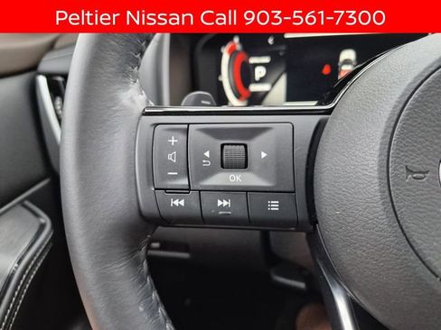 Certified 2023 Nissan Rogue Platinum w/ Platinum Premium Package FWD image 30