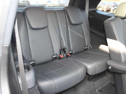 Used 2021 Mercedes-Benz GLS 450 4MATIC image 19