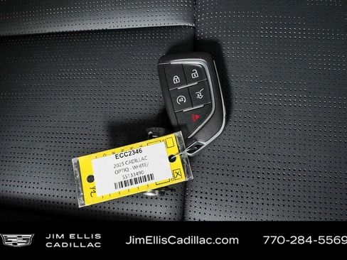Used 2025 Cadillac Optiq Luxury 2 w/ LPO, Floor Liner Package AWD/4WD image 25
