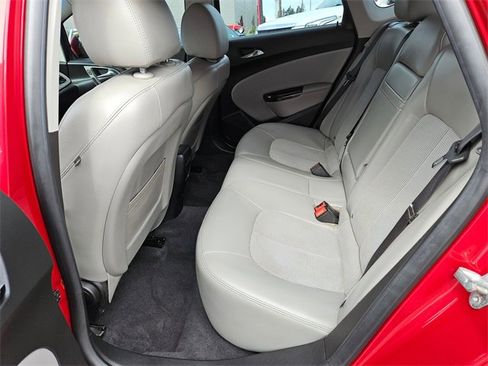 Used 2012 Buick Verano Convenience image 12