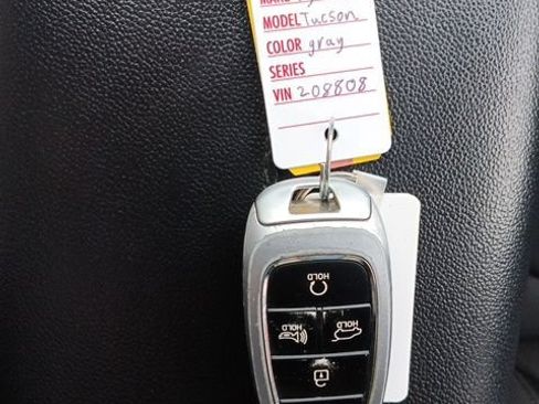 Used 2023 Hyundai Tucson SEL AWD/4WD image 44