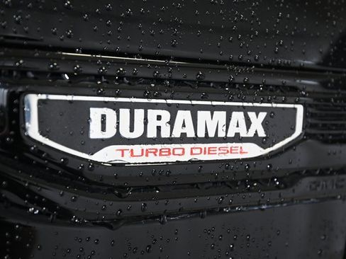 Used 2022 GMC Sierra 1500 Elevation w/ LPO, Elevation Black Package image 5