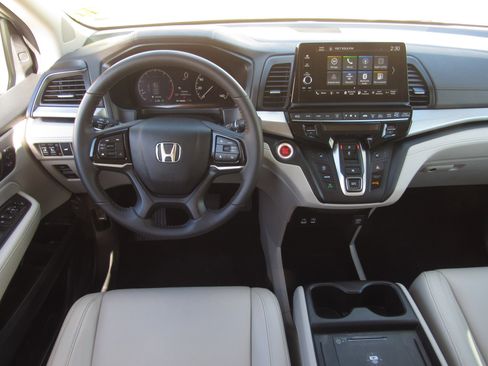 Used 2025 Honda Odyssey EX-L image 20