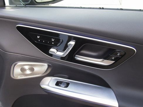 New 2026 Mercedes-Benz GLC 300 4MATIC image 21