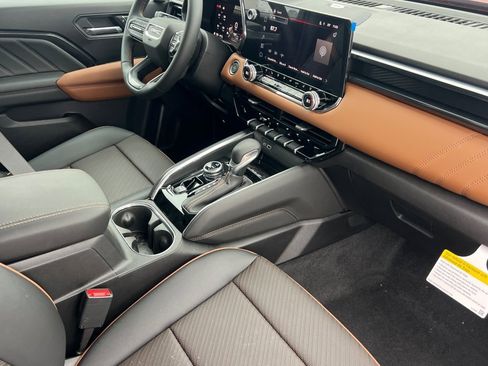 New 2026 GMC Canyon AT4 w/ Technology Plus Package image 12