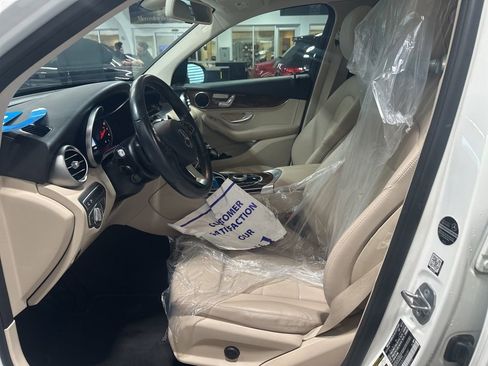 Used 2018 Mercedes-Benz GLC 300 image 4