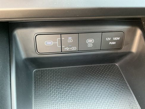 Certified 2026 Hyundai Tucson SE image 19