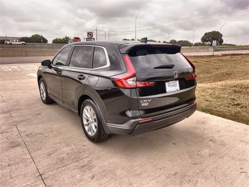 Certified 2025 Honda CR-V EX image 5