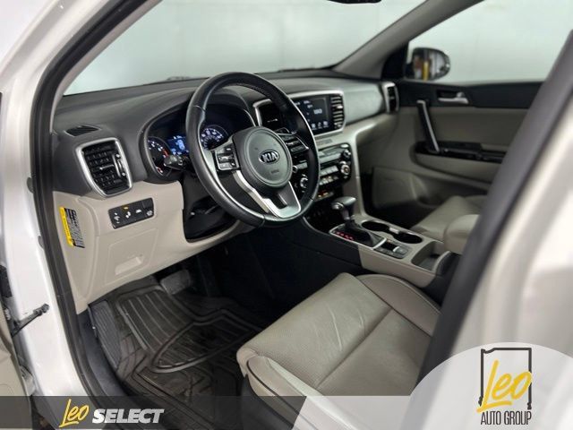 Used 2021 Kia Sportage EX w/ EX Technology Package FWD image 10