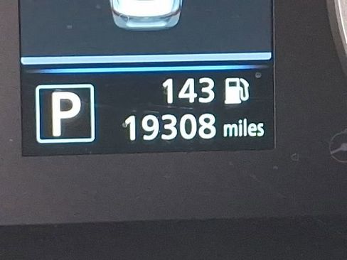 Used 2025 Nissan Sentra S FWD image 19