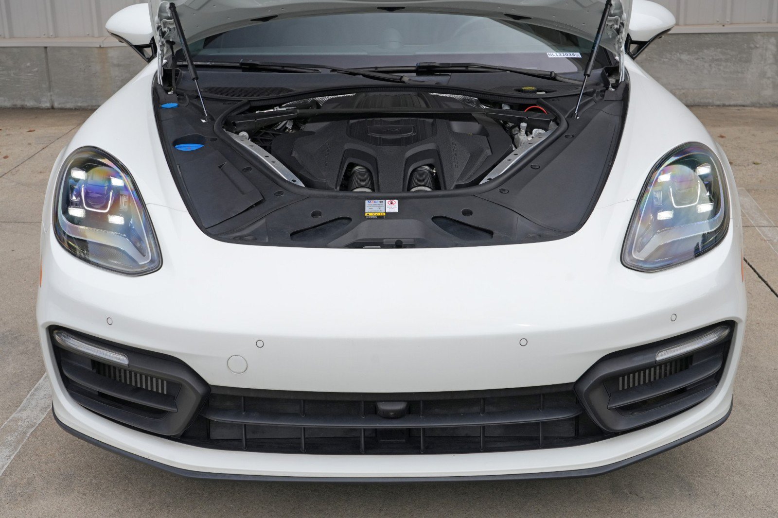 Used 2022 Porsche Panamera 4S w/ Premium Package AWD/4WD image 8