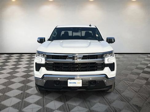 Used 2025 Chevrolet Silverado 1500 LT w/ Z71 Off-Road Package AWD/4WD image 2