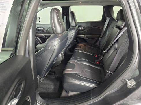 Used 2022 Jeep Cherokee Limited image 35