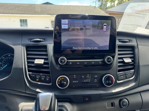Used 2020 Ford Transit 250 Low Roof AWD image 19