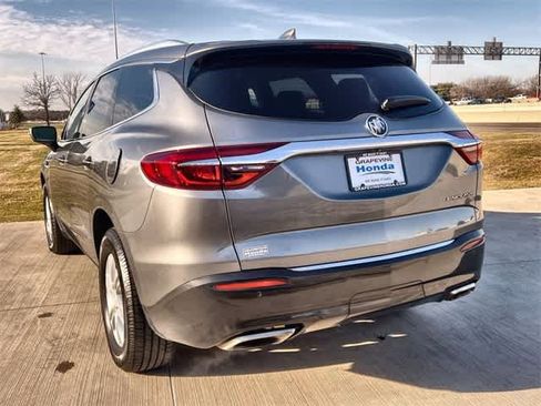 Used 2019 Buick Enclave Essence image 5