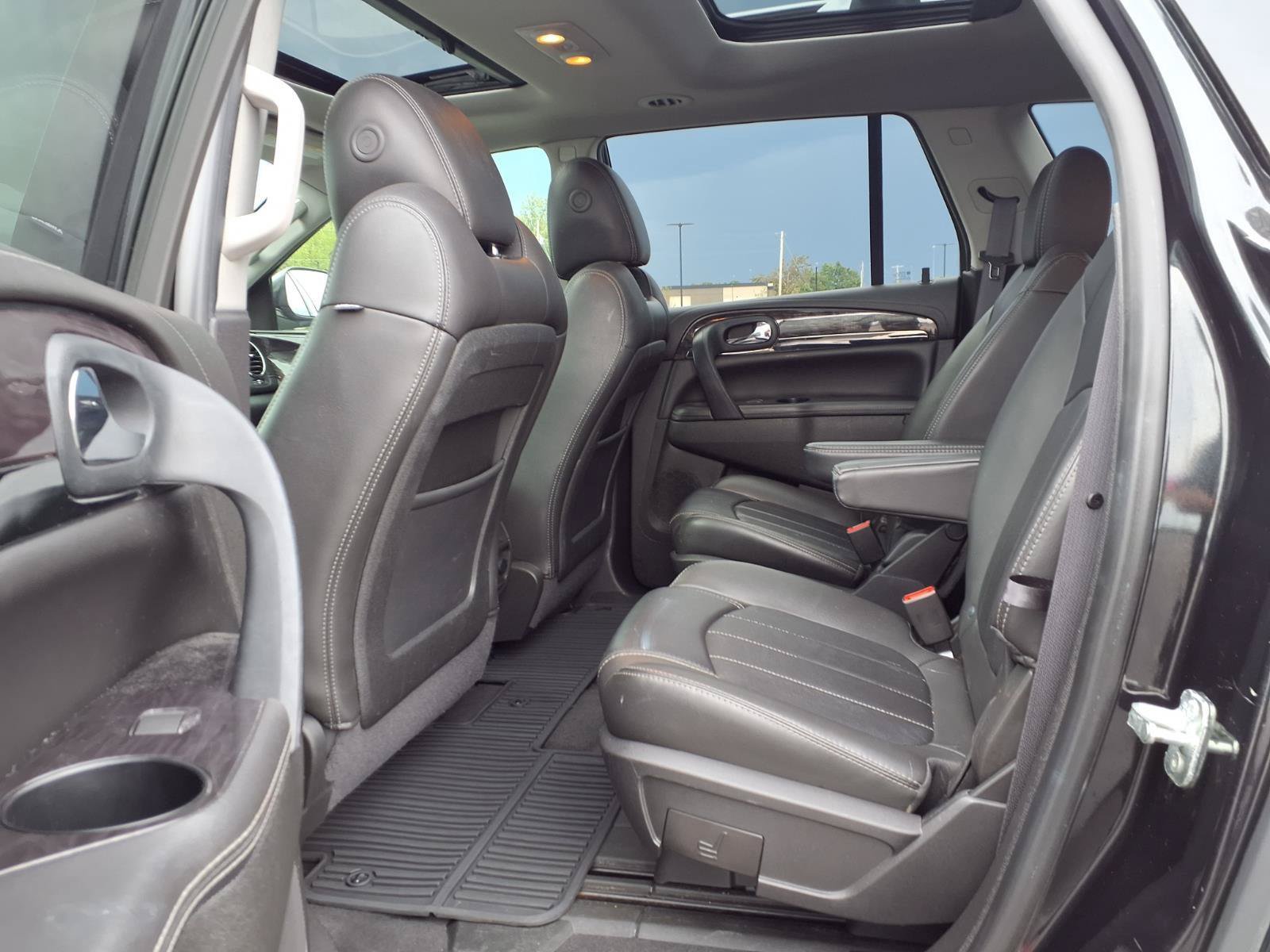 Used 2015 Buick Enclave Leather FWD image 18