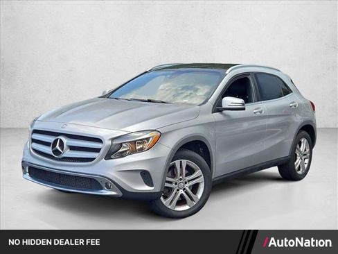 Used 2017 Mercedes-Benz GLA 250 4MATIC image 1