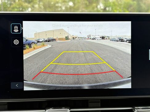 Used 2025 Hyundai Kona SEL FWD image 18