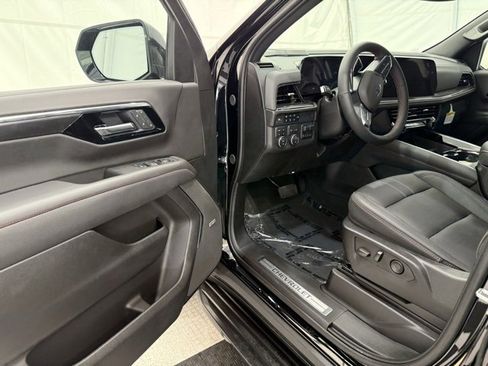 New 2025 Chevrolet Suburban RST w/ RST Capability Package image 35
