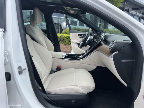 Certified 2025 Mercedes-Benz C 300 4MATIC Sedan image 34