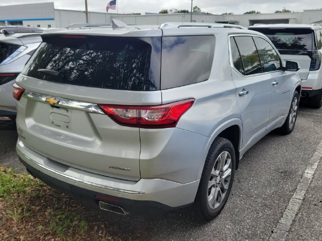 Used 2019 Chevrolet Traverse Premier w/ Driver Confidence II Package FWD image 8