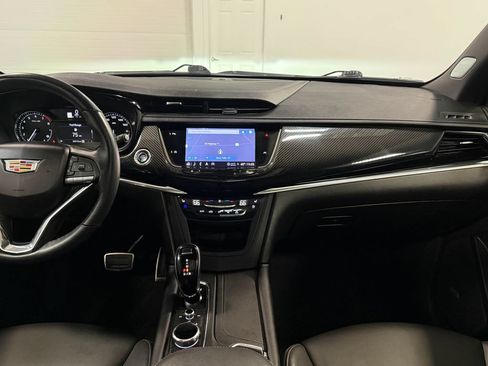 Used 2024 Cadillac XT6 Sport w/ LPO, Floor Liner Package AWD/4WD image 18