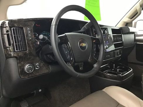 Used 2023 Chevrolet Express 2500 image 20