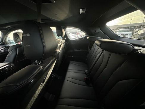 Used 2025 Acura MDX A-Spec image 10