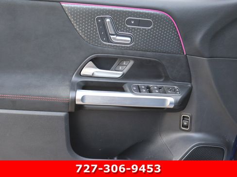 Used 2024 Mercedes-Benz GLB 250 image 15