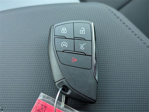 New 2026 Chevrolet Equinox EV RS image 29