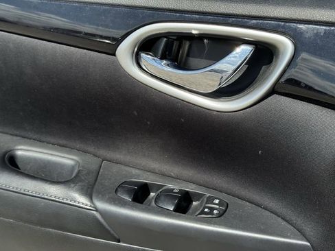 Used 2018 Nissan Sentra SV FWD image 21