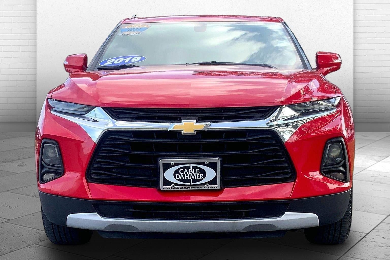 Used 2019 Chevrolet Blazer LT FWD image 2