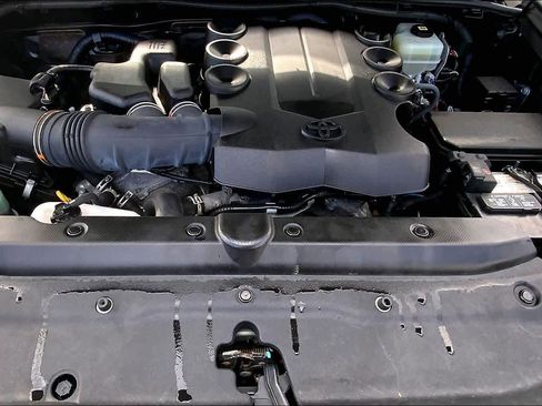 Used 2021 Toyota 4Runner TRD Off-Road Premium image 30