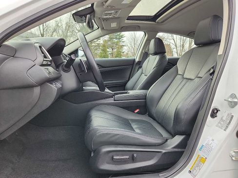 Used 2022 Honda Insight Touring image 13