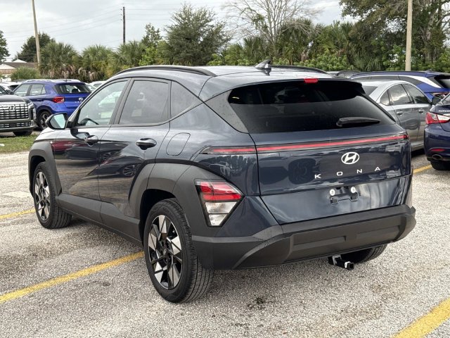 Used 2025 Hyundai Kona SEL FWD image 5
