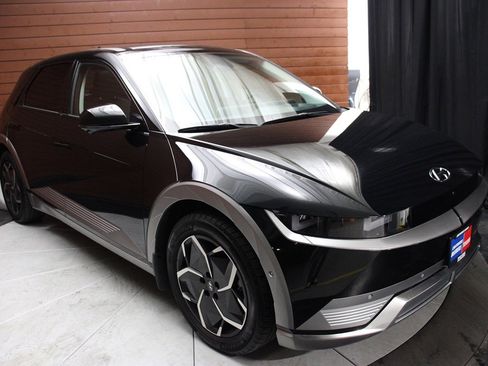 Used 2024 Hyundai Ioniq 5 Limited image 7