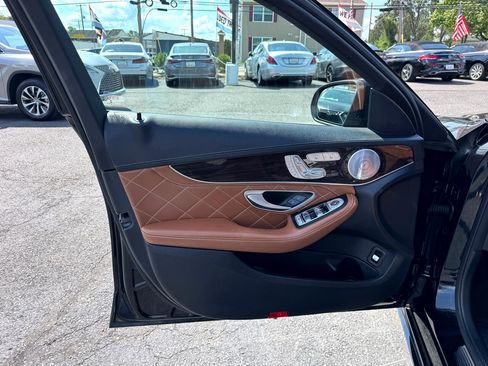 Used 2018 Mercedes-Benz C 43 AMG 4MATIC Sedan image 9
