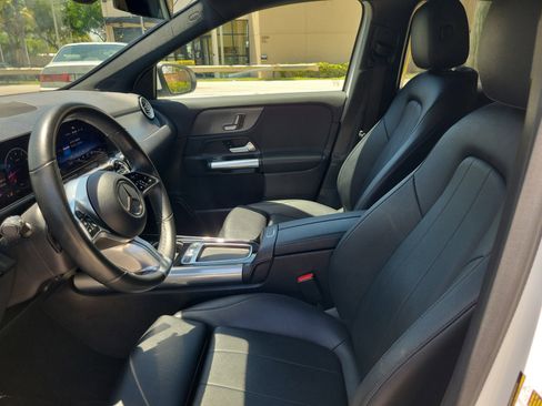 Used 2025 Mercedes-Benz GLA 250 image 18