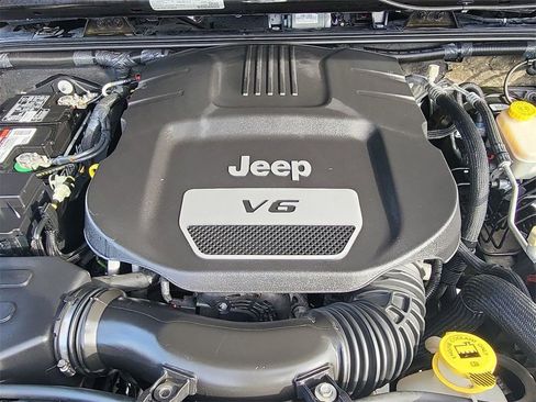 Used 2016 Jeep Wrangler Sport image 33