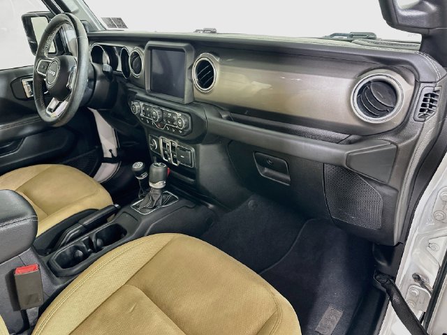 Used 2020 Jeep Wrangler Unlimited Sahara AWD/4WD image 34
