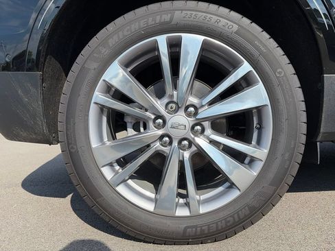 Used 2025 Cadillac XT5 Premium Luxury w/ Technology Package AWD/4WD image 23